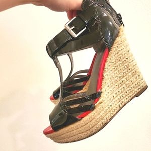 LAST CHANCE ✨️ Patent wedges